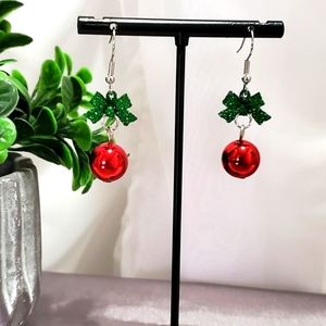 🔴‼️3/$25‼️ Holiday Ready 🎄 Glitter Bows & Ornaments Holiday Earrings